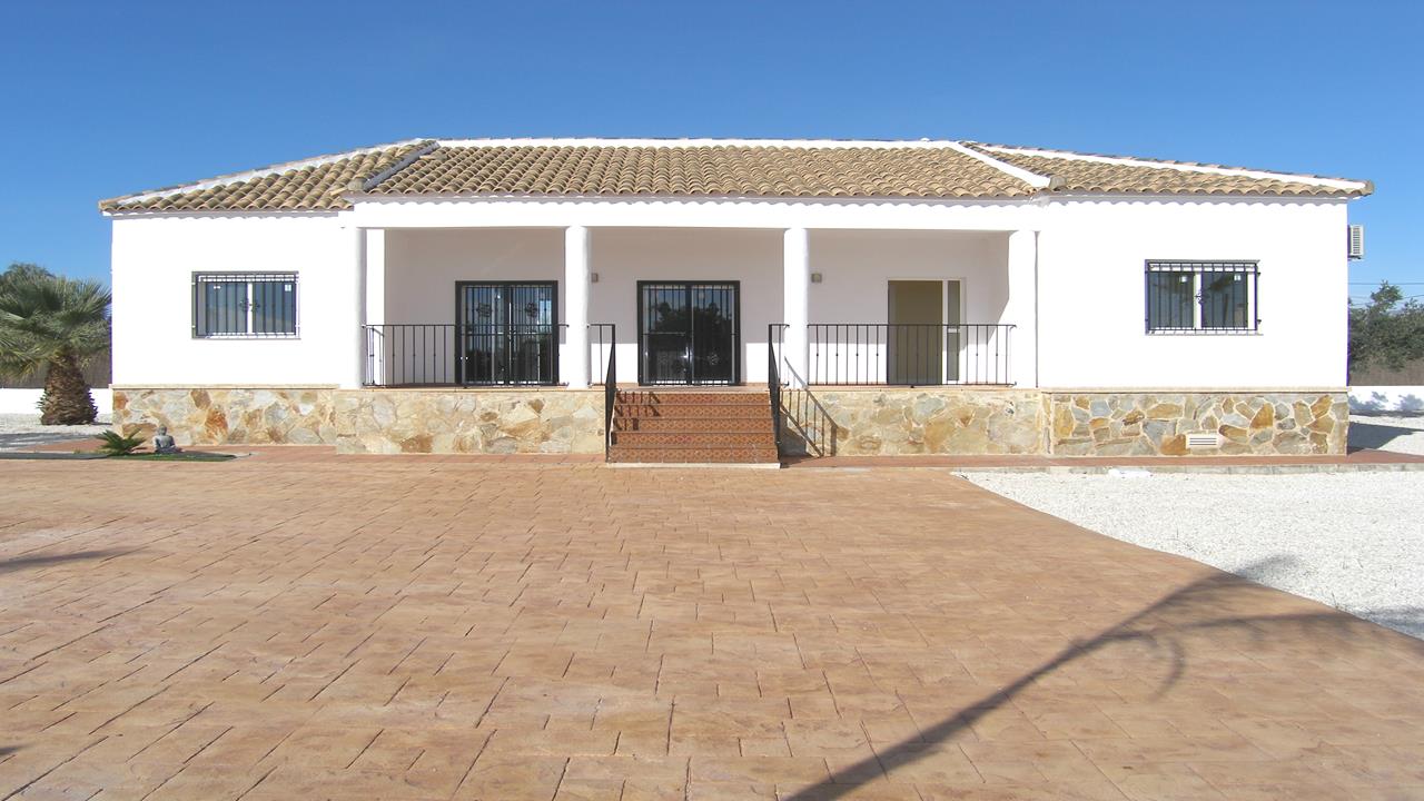 Villa for sale in Alicante 26