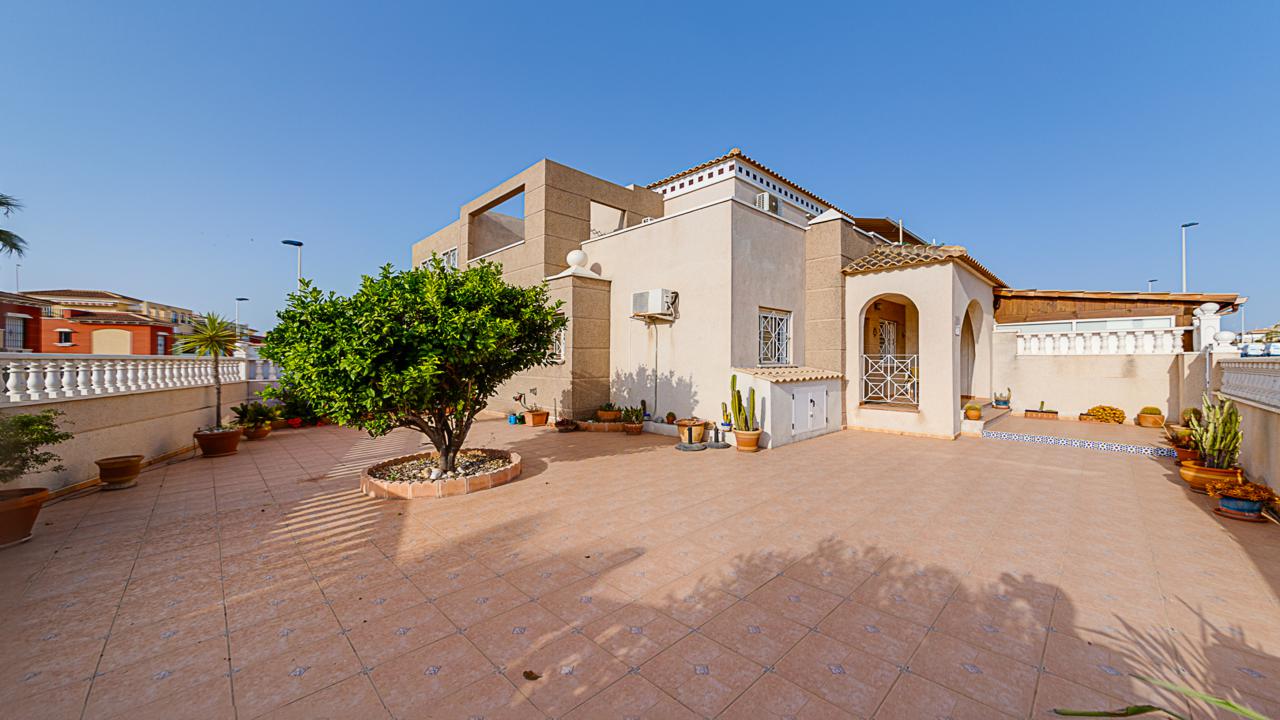 Property Image 603597-torrevieja-villa-3-2