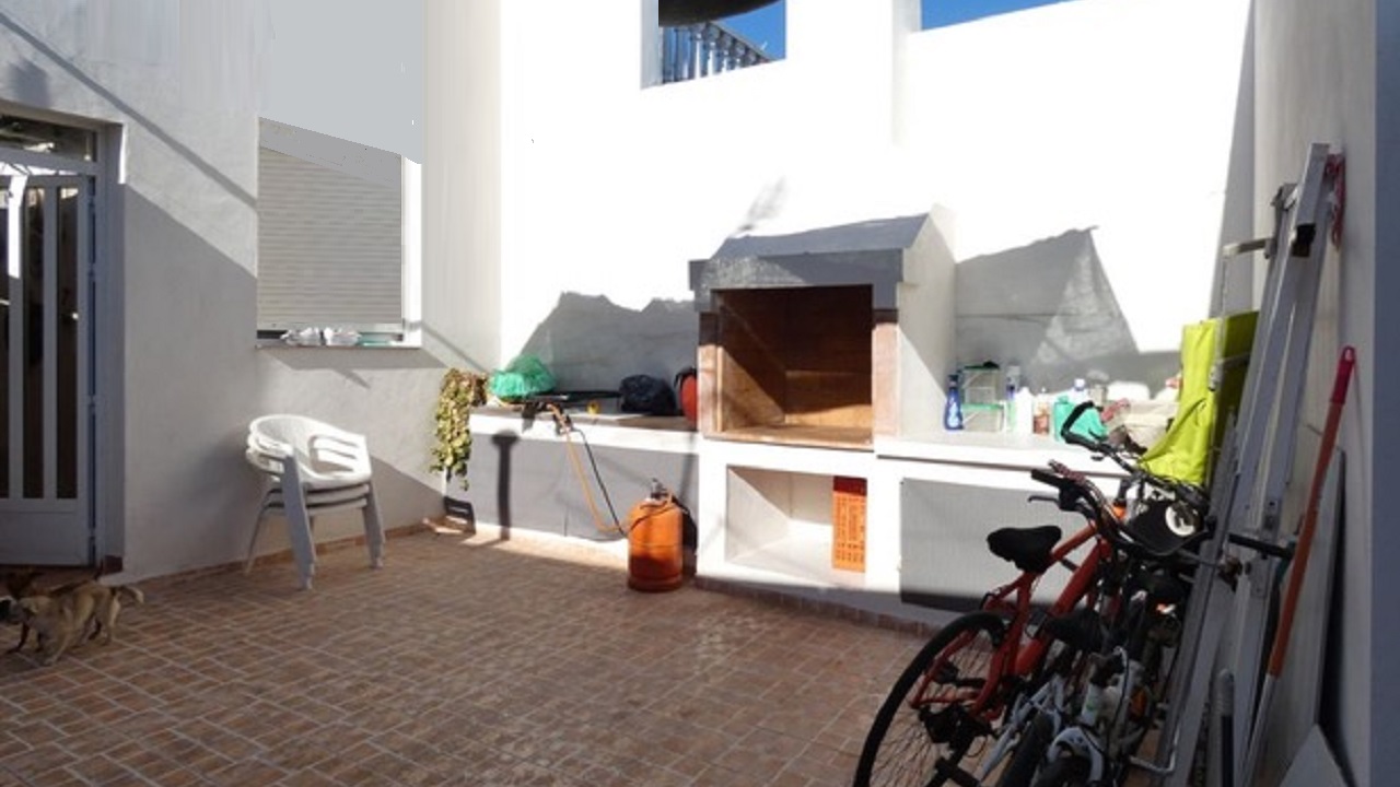 Townhouse for sale in Alicante 13