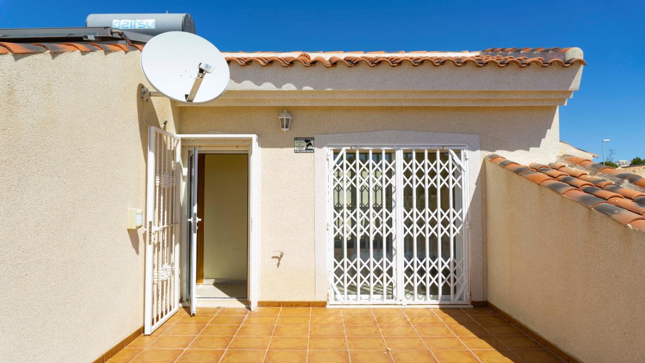 Villa te koop in Ciudad Quesada 26