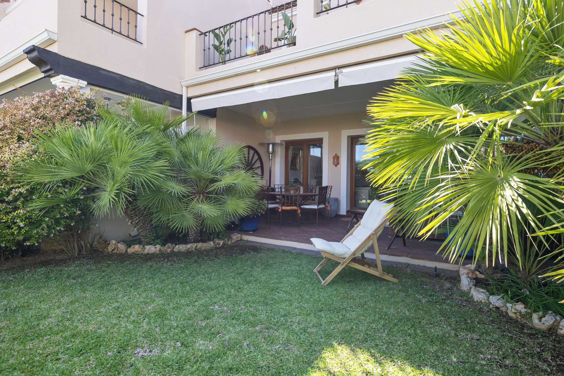 Townhouse for sale in Estepona 3