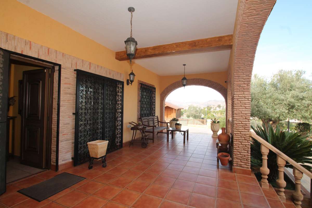 Villa te koop in Lorca 11