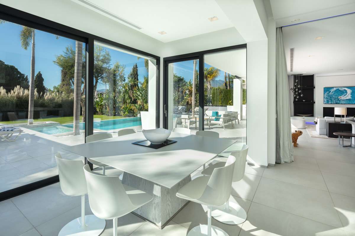 Villa for sale in Marbella - San Pedro and Guadalmina 10