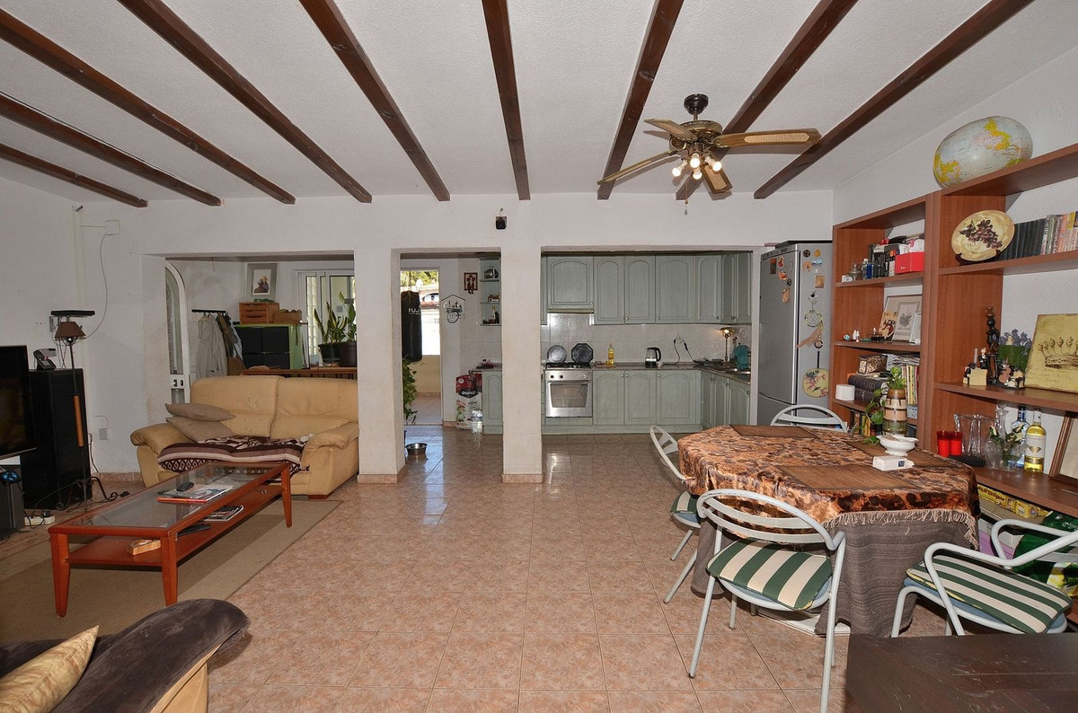 Villa for sale in Fuengirola 6