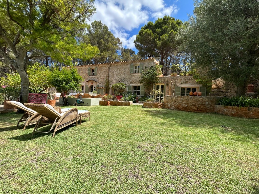 Landhaus zum Verkauf in Mallorca Southwest 1