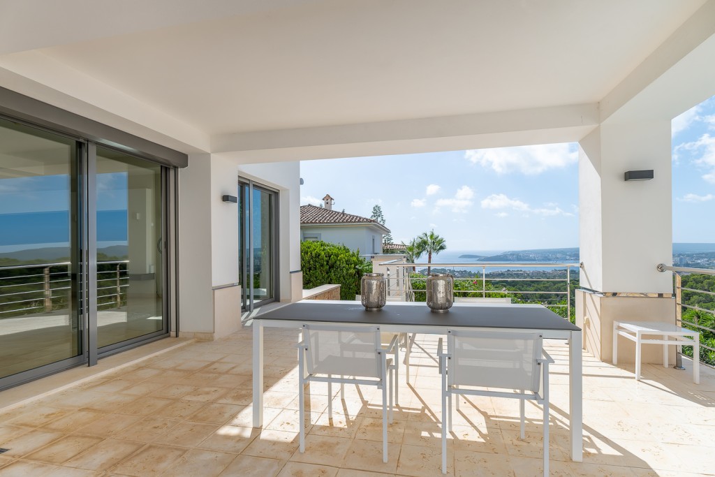 Villa for sale in Mallorca Southwest 11