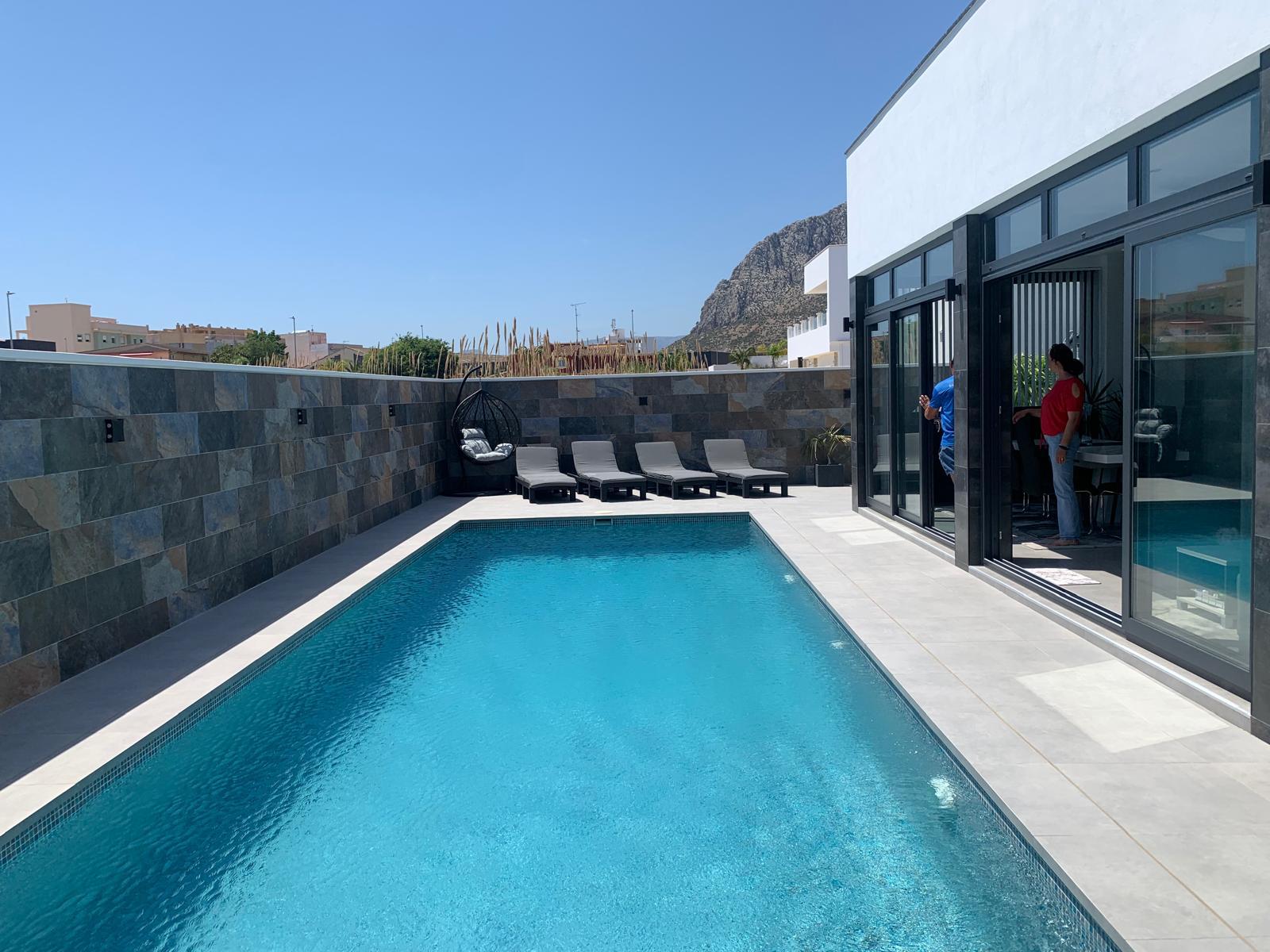 Villa for sale in Alicante 1