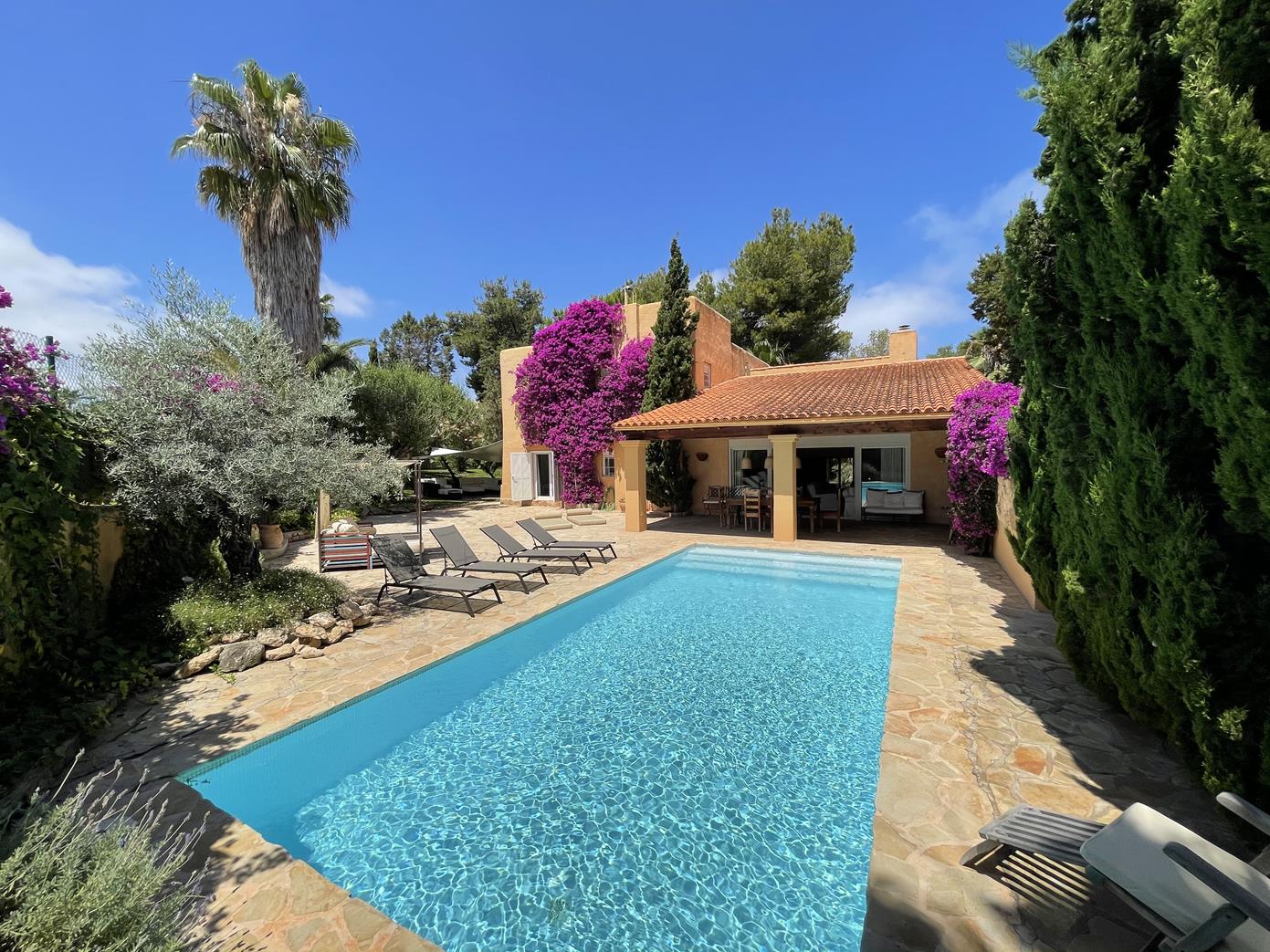 Villa for sale in Ibiza 1