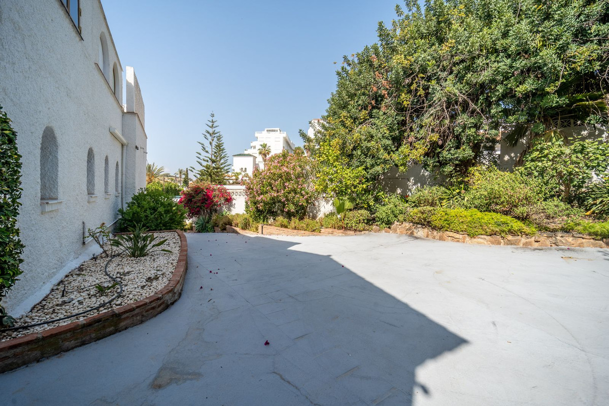 Villa à vendre à Fuengirola 27