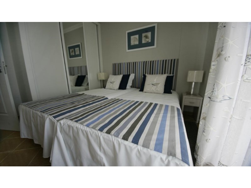 Townhouse te koop in Faro 8