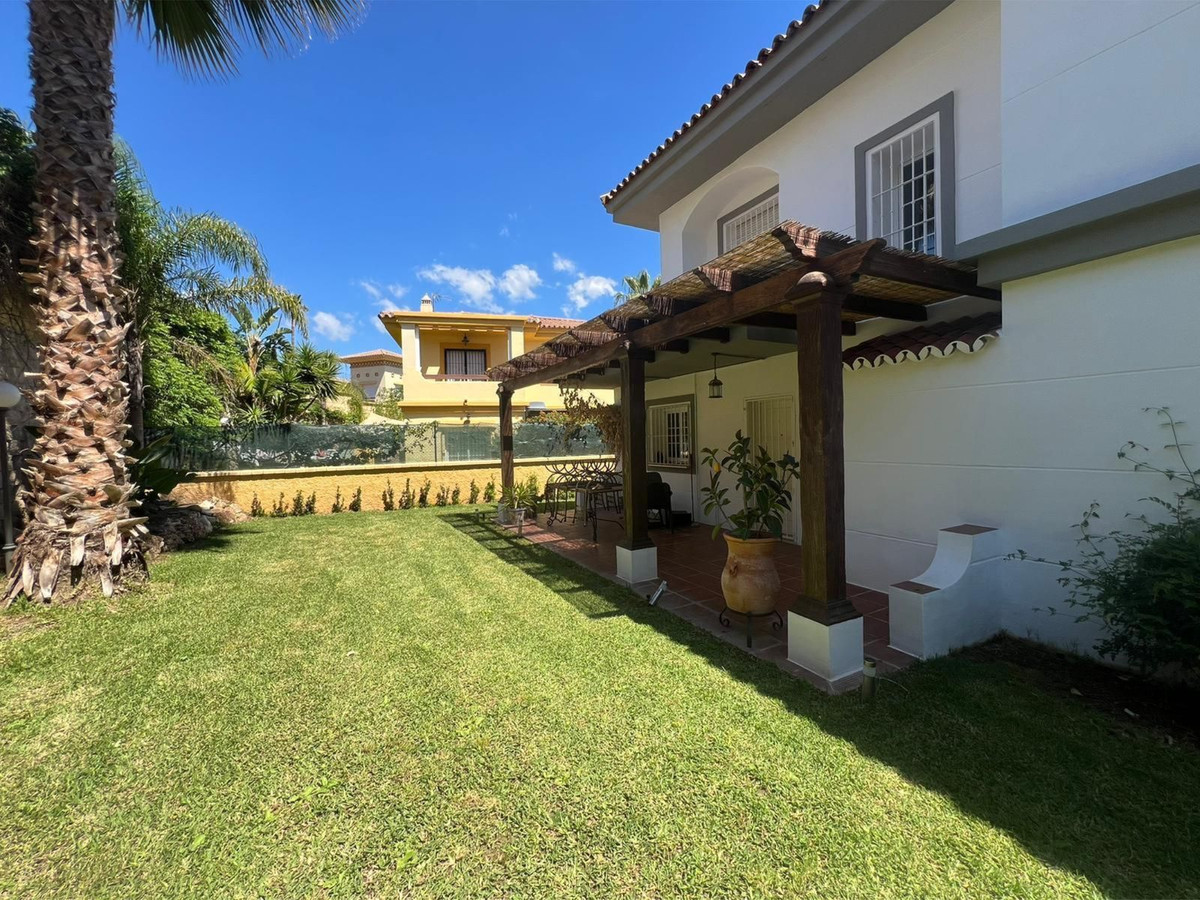 Villa till salu i Málaga 5