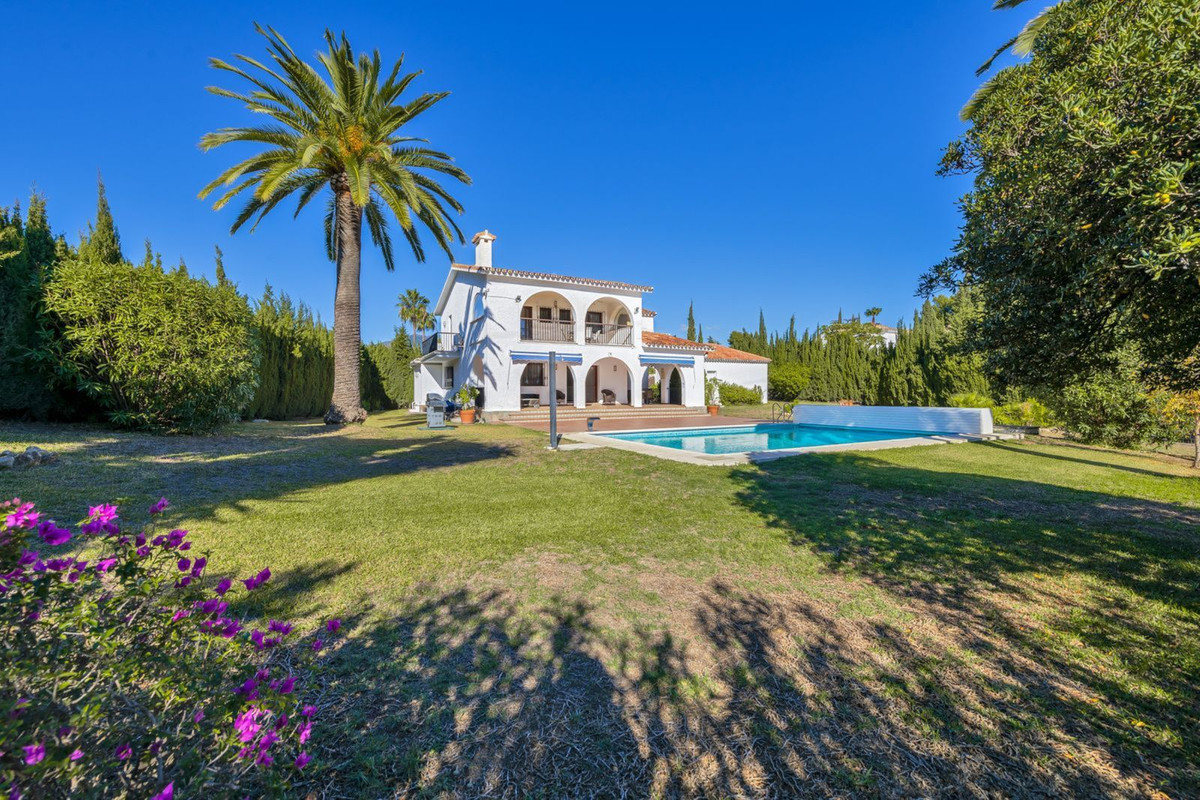 Villa till salu i Estepona 2