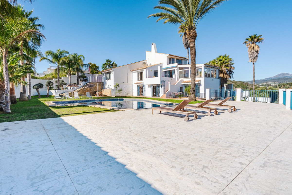 Villa till salu i Málaga 2