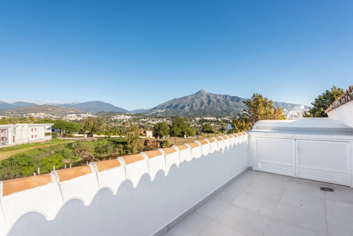 Ático en venta en Marbella - Nueva Andalucía 20