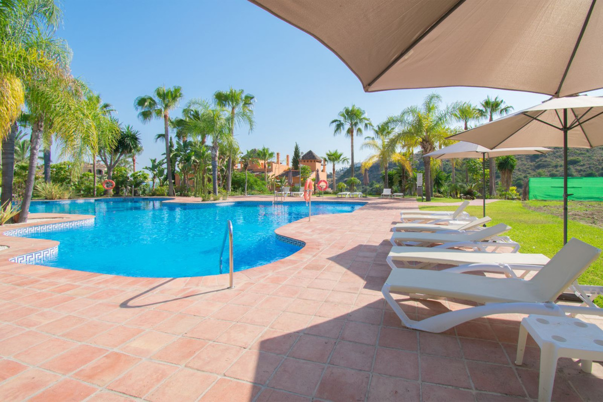 Townhouse for sale in Estepona 32