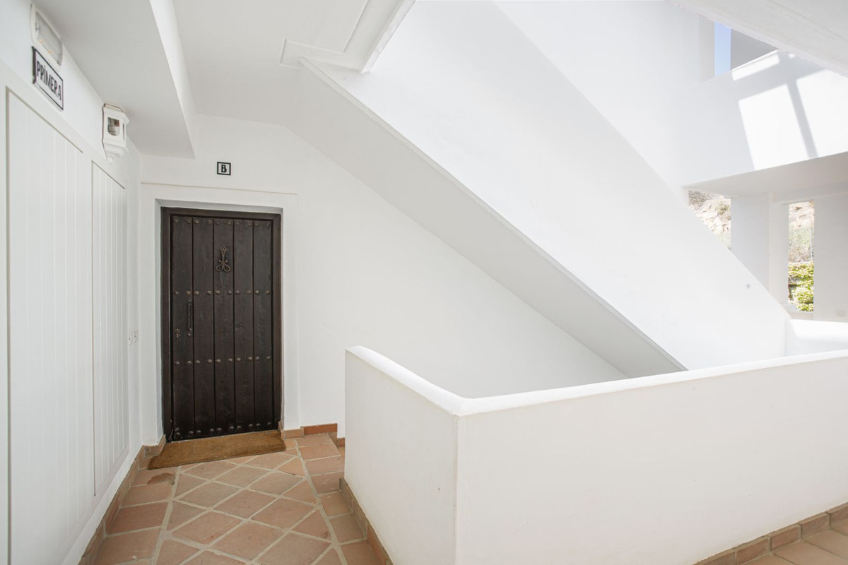 Appartement te koop in Casares 16