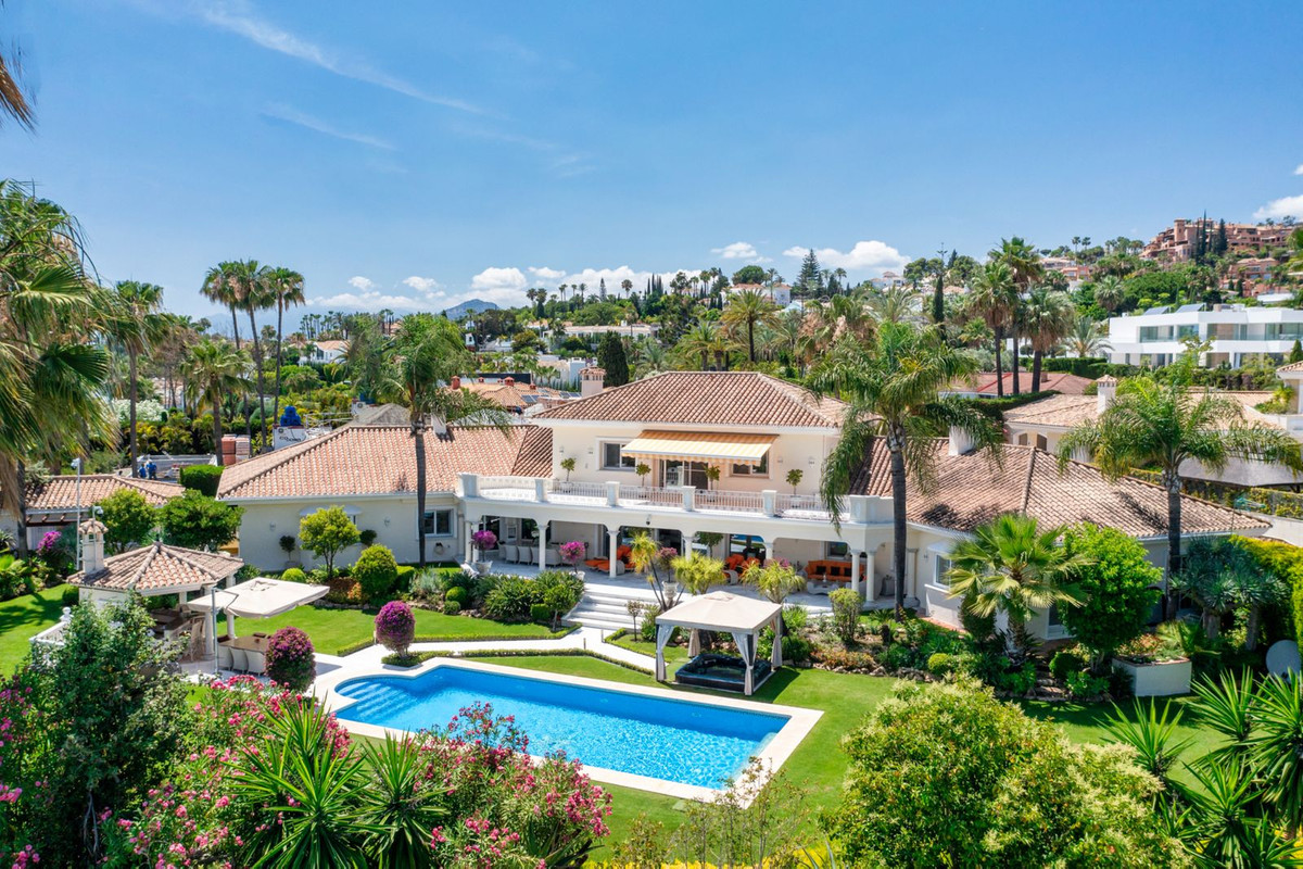 Вилла для продажи в Marbella - Nueva Andalucía 2