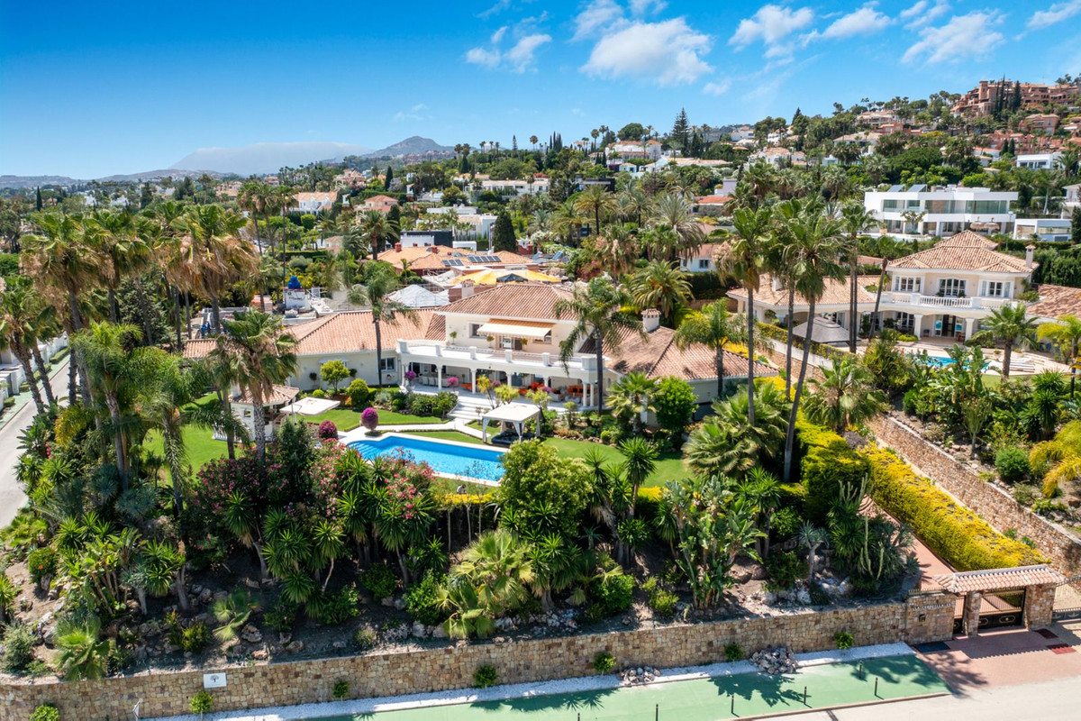 Villa te koop in Marbella - Nueva Andalucía 26