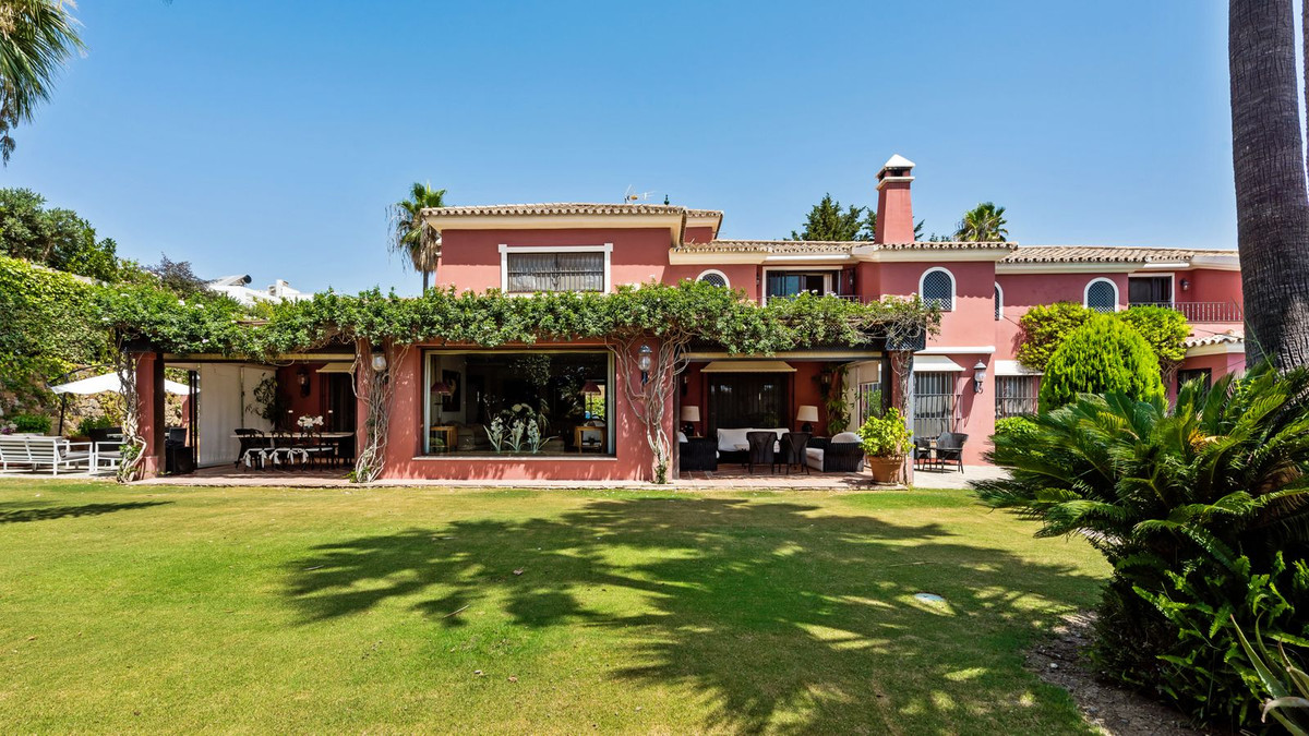 Haus zum Verkauf in Marbella - Nueva Andalucía 3