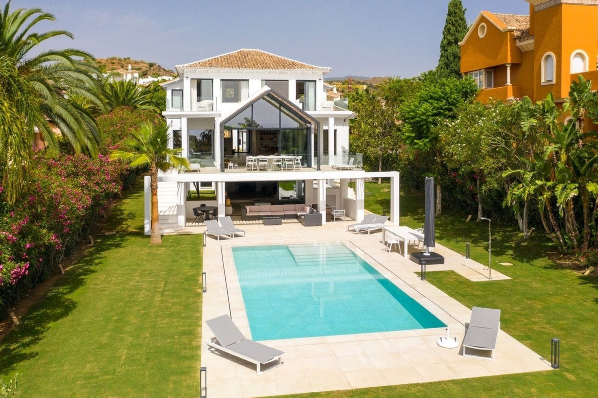 Villa till salu i Marbella - Nueva Andalucía 1