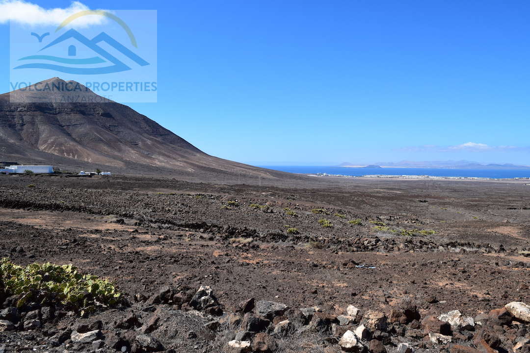 Działka na sprzedaż w Lanzarote 1