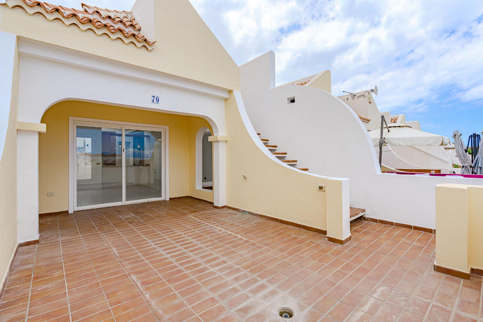 Property Image 605501-golf-del-sur-villa-1-2