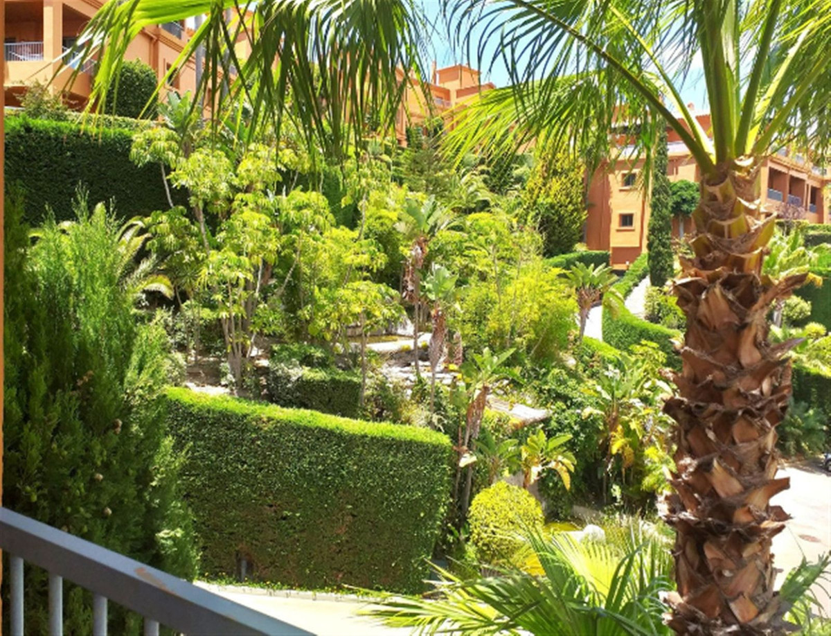 Appartement te koop in Estepona 14