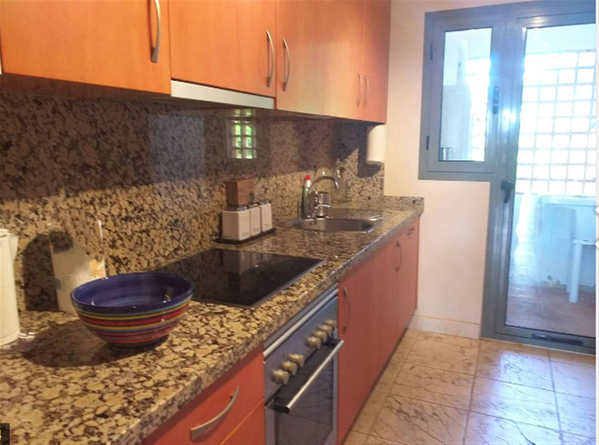 Appartement te koop in Estepona 6