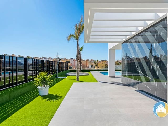 Villa for sale in Alicante 10