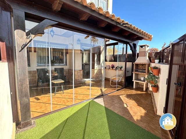 Villa for sale in Los Alcázares 2