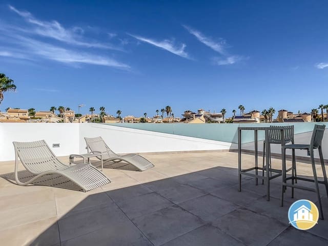 Villa à vendre à Alicante 16