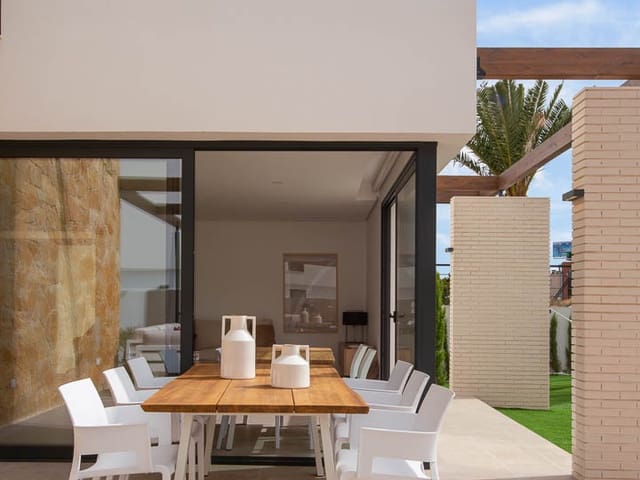 Villa for sale in Alicante 9