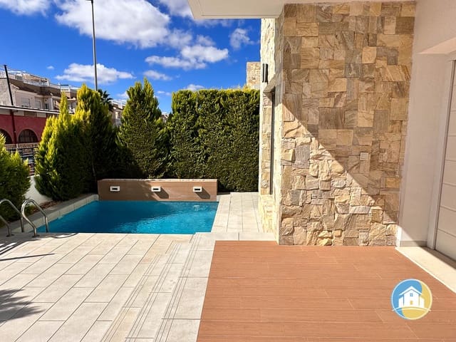 Villa for sale in Los Alcázares 2