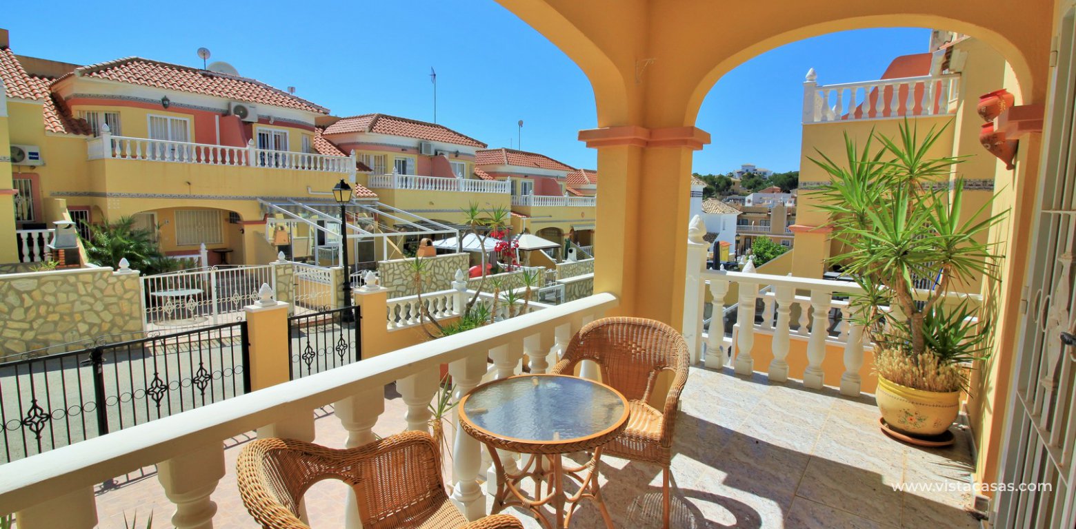 Townhouse te koop in Alicante 4