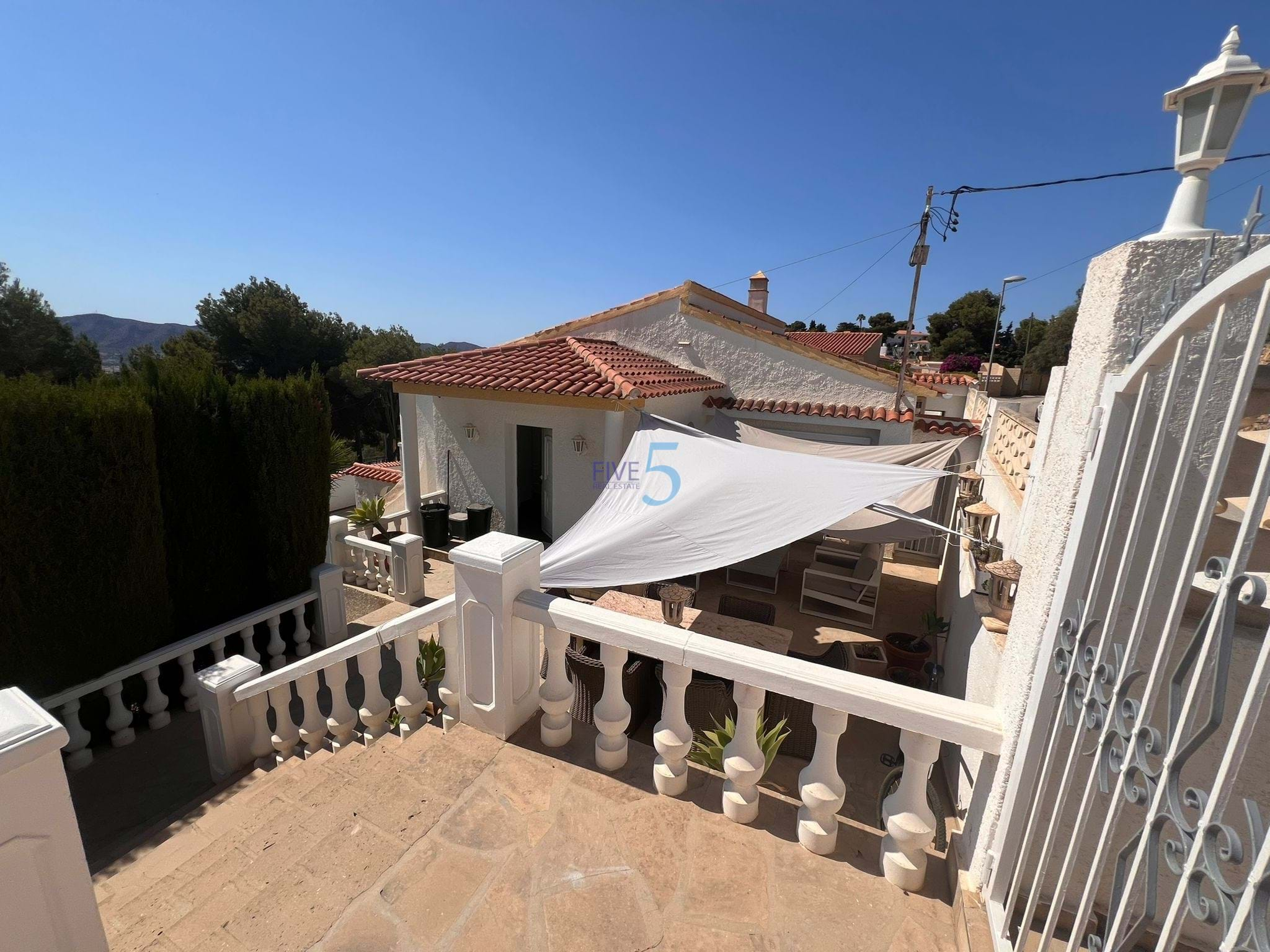 Villa for sale in Alicante 14