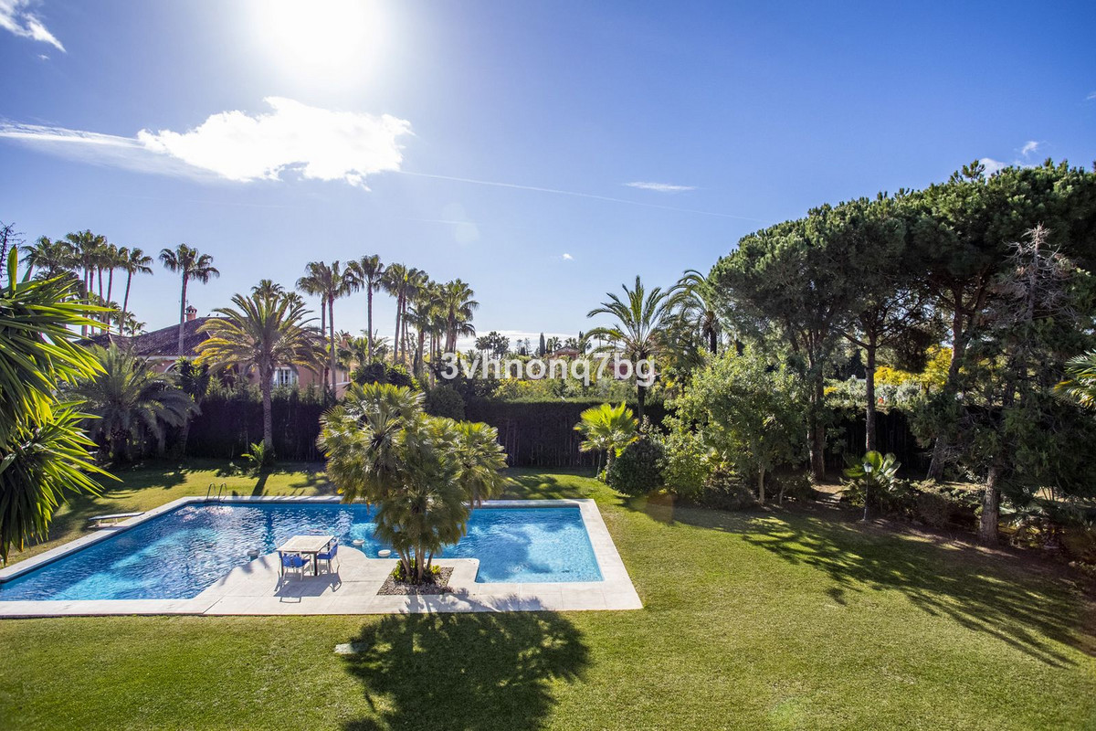 Villa for sale in Marbella - San Pedro and Guadalmina 10