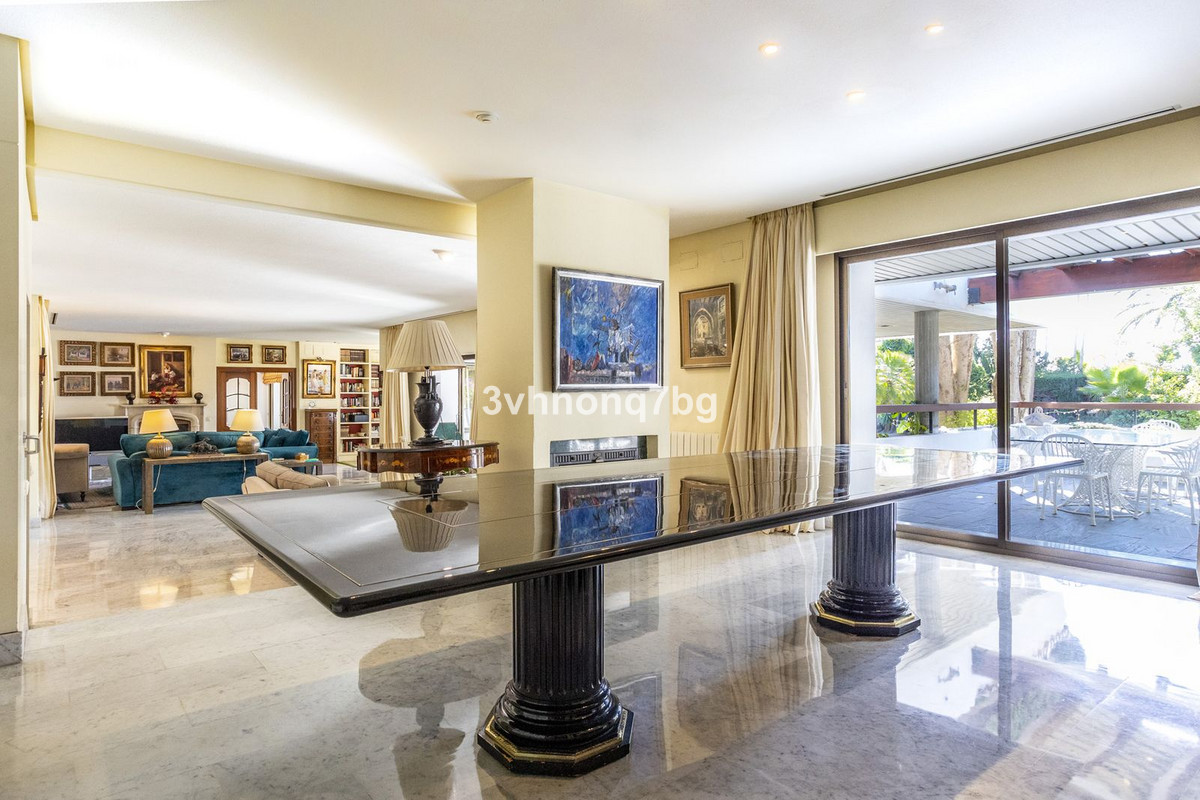 Villa for sale in Marbella - San Pedro and Guadalmina 12