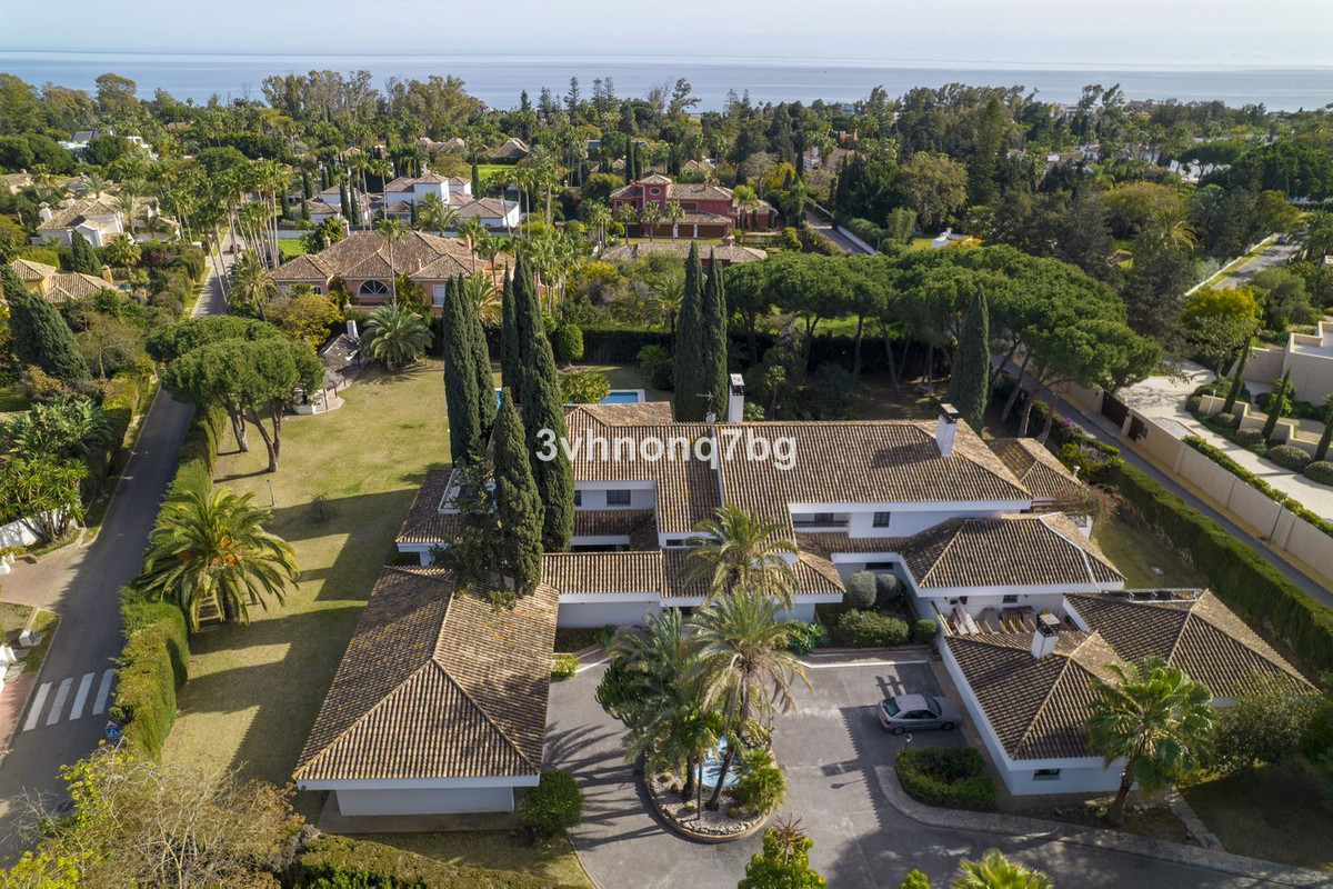 Villa for sale in Marbella - San Pedro and Guadalmina 3