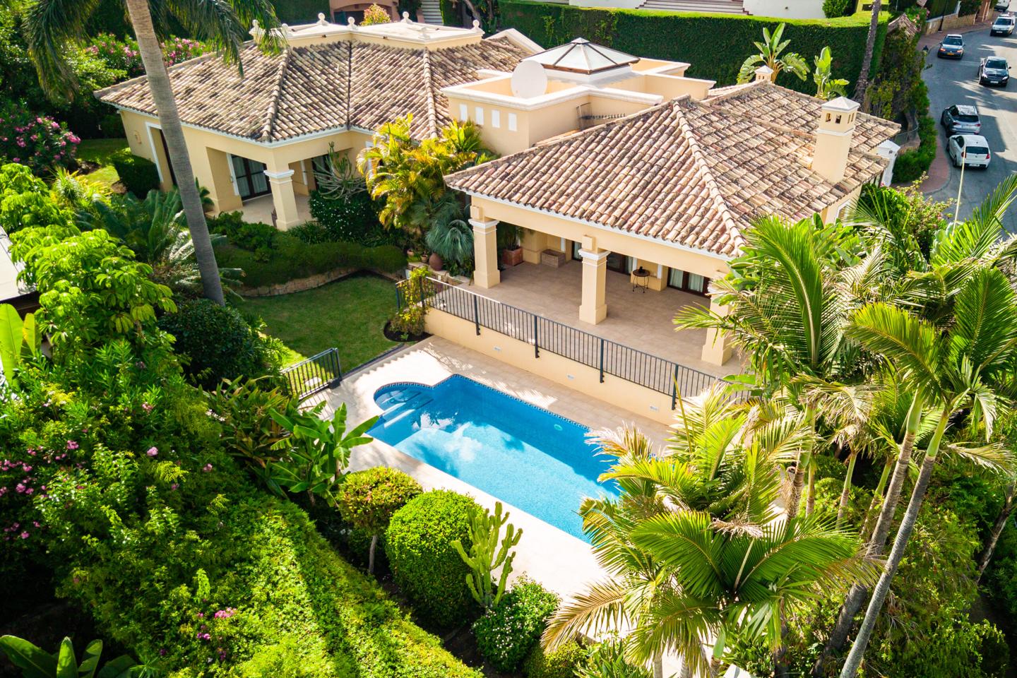 Villa te koop in Marbella - Nueva Andalucía 3