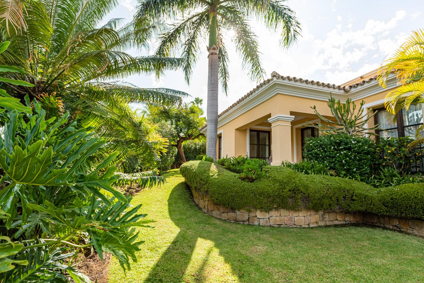 Villa te koop in Marbella - Nueva Andalucía 34