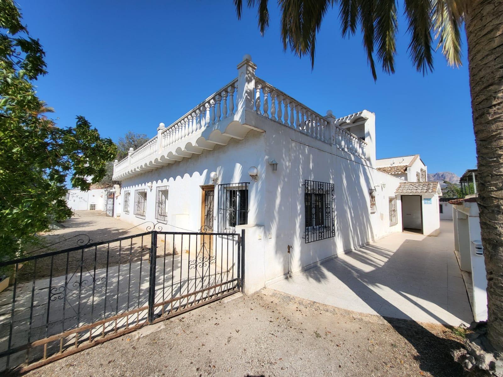 Villa for sale in Benidorm 1