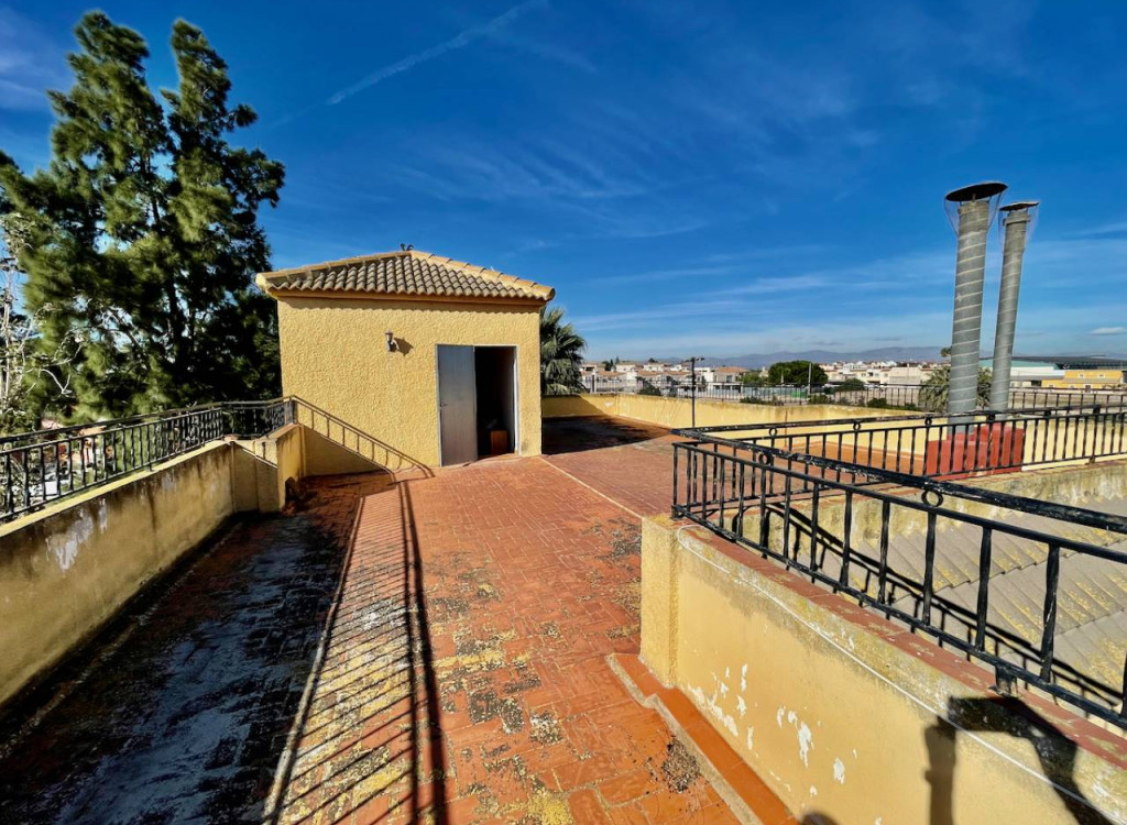 Villa à vendre à Alicante 36