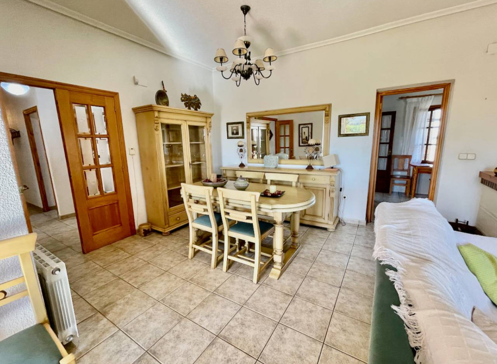 Villa for sale in Alicante 8