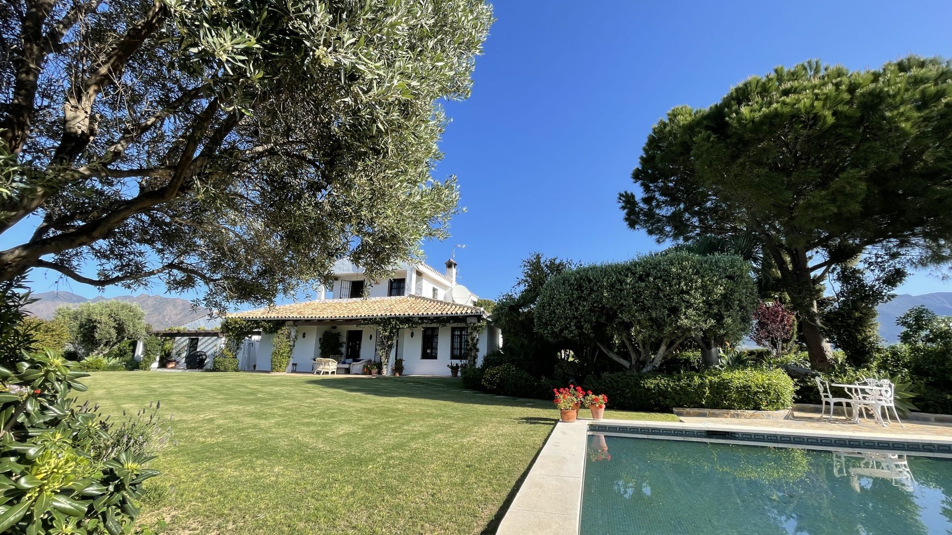 Casas de Campo en venta en Mijas 1