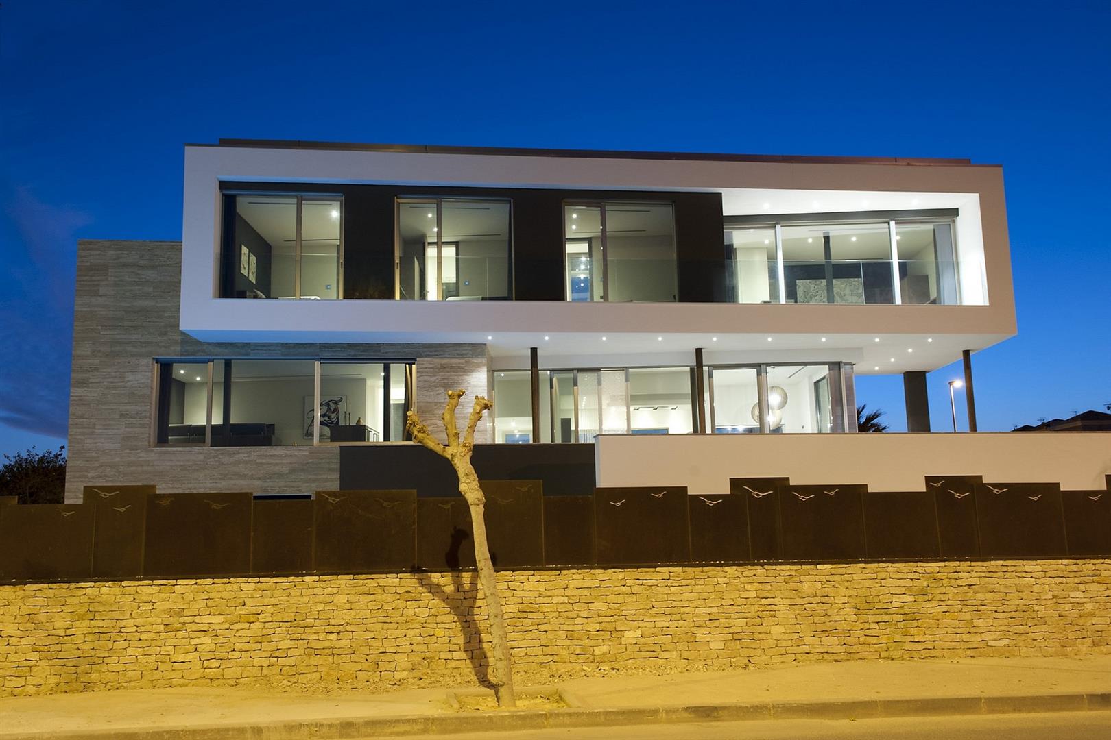 Villa for sale in Alicante 32