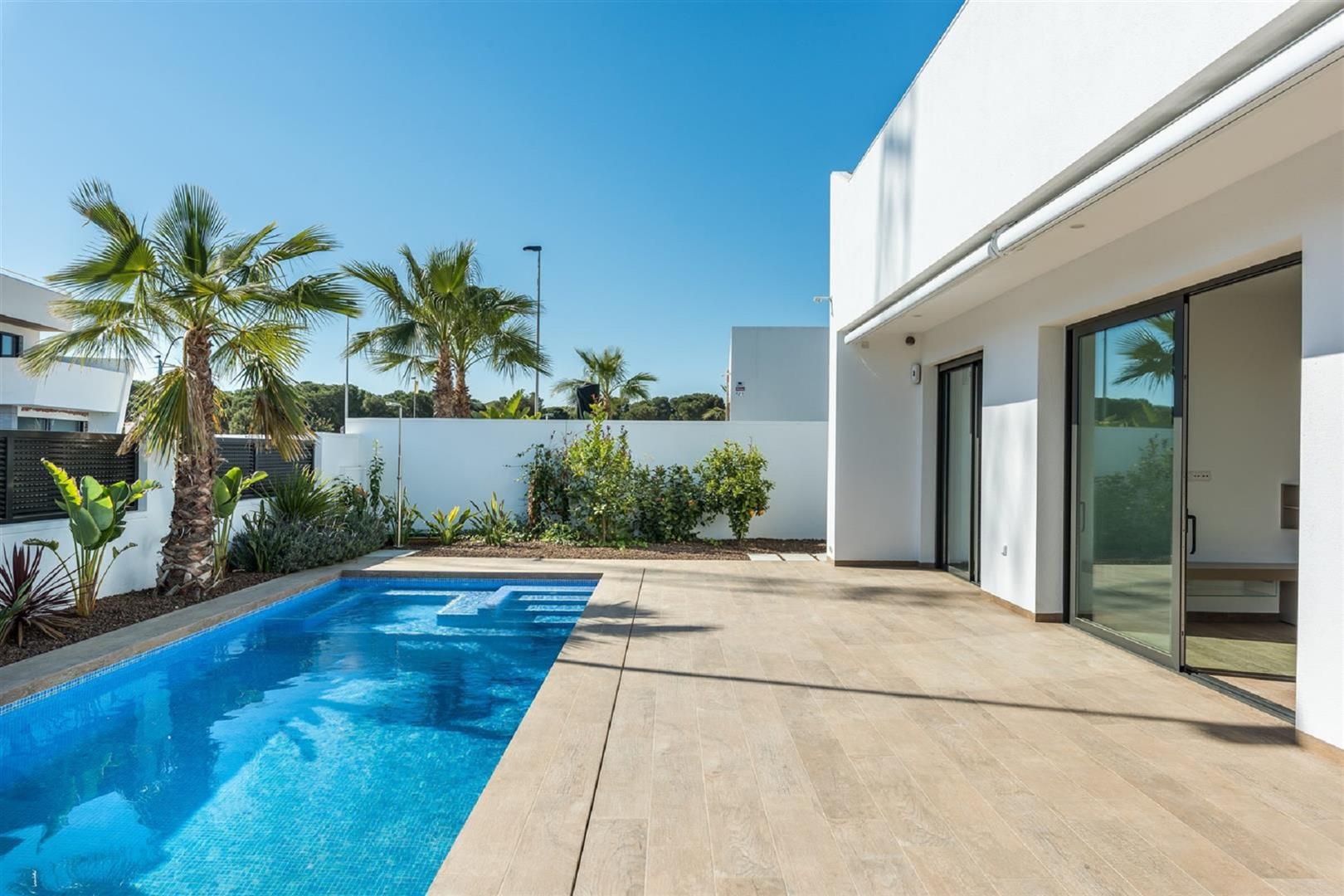 Villa for sale in Los Alcázares 17