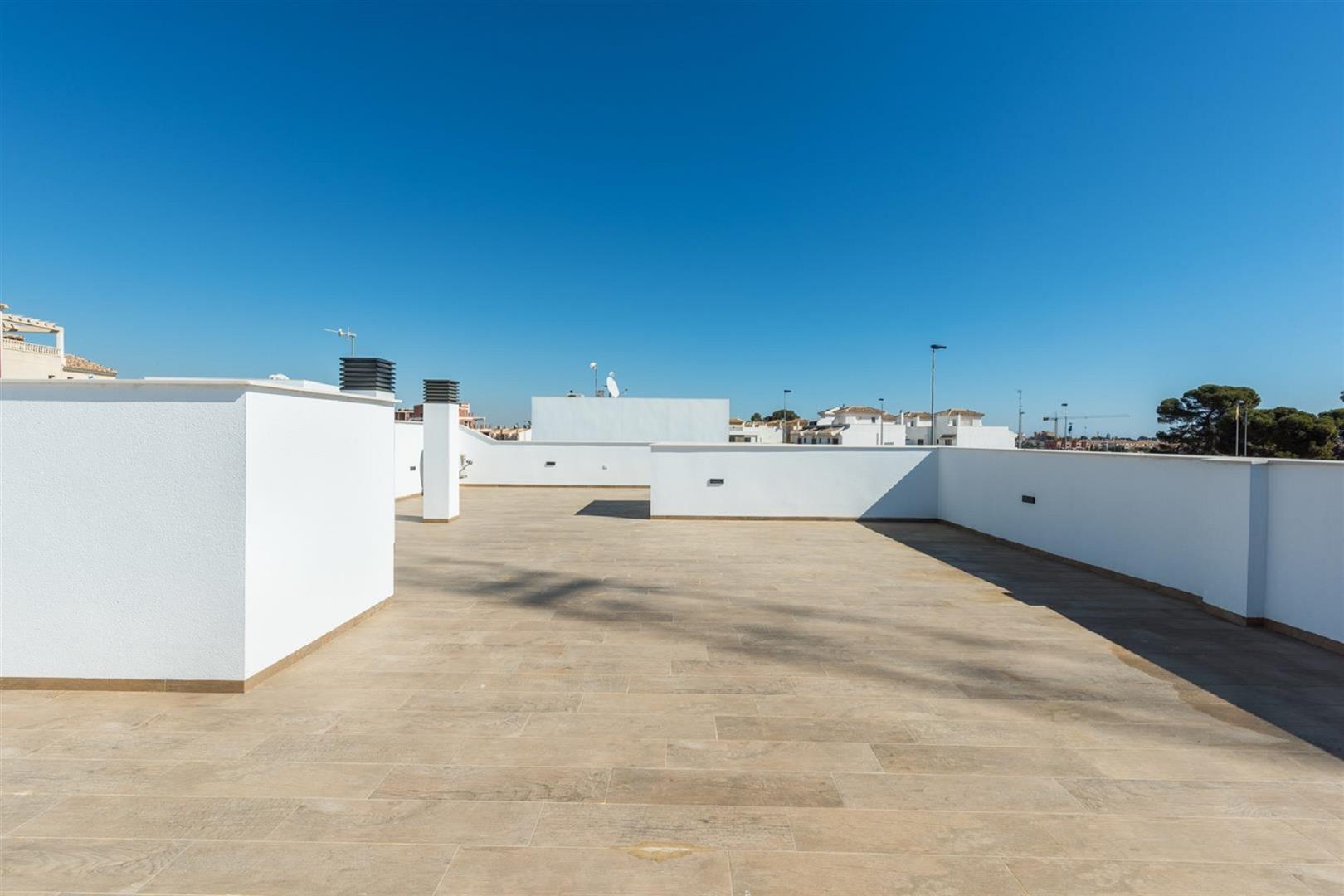 Villa for sale in Los Alcázares 18