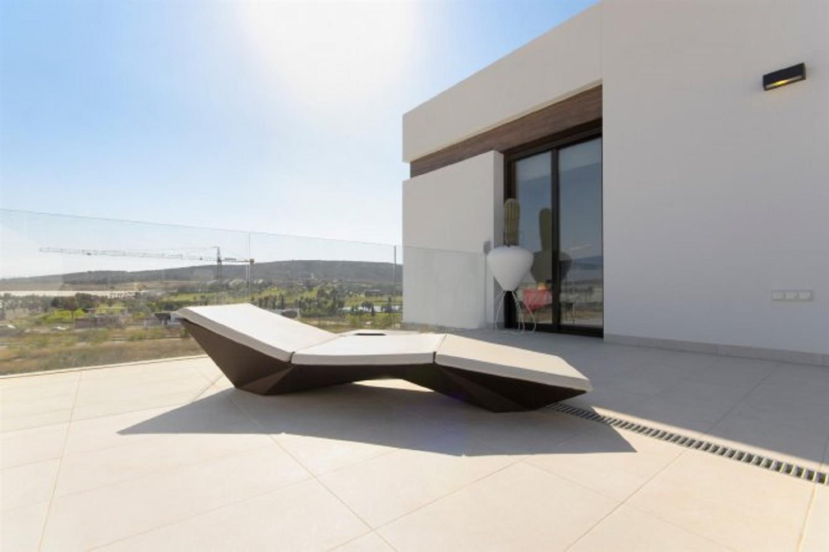 Villa à vendre à Alicante 20