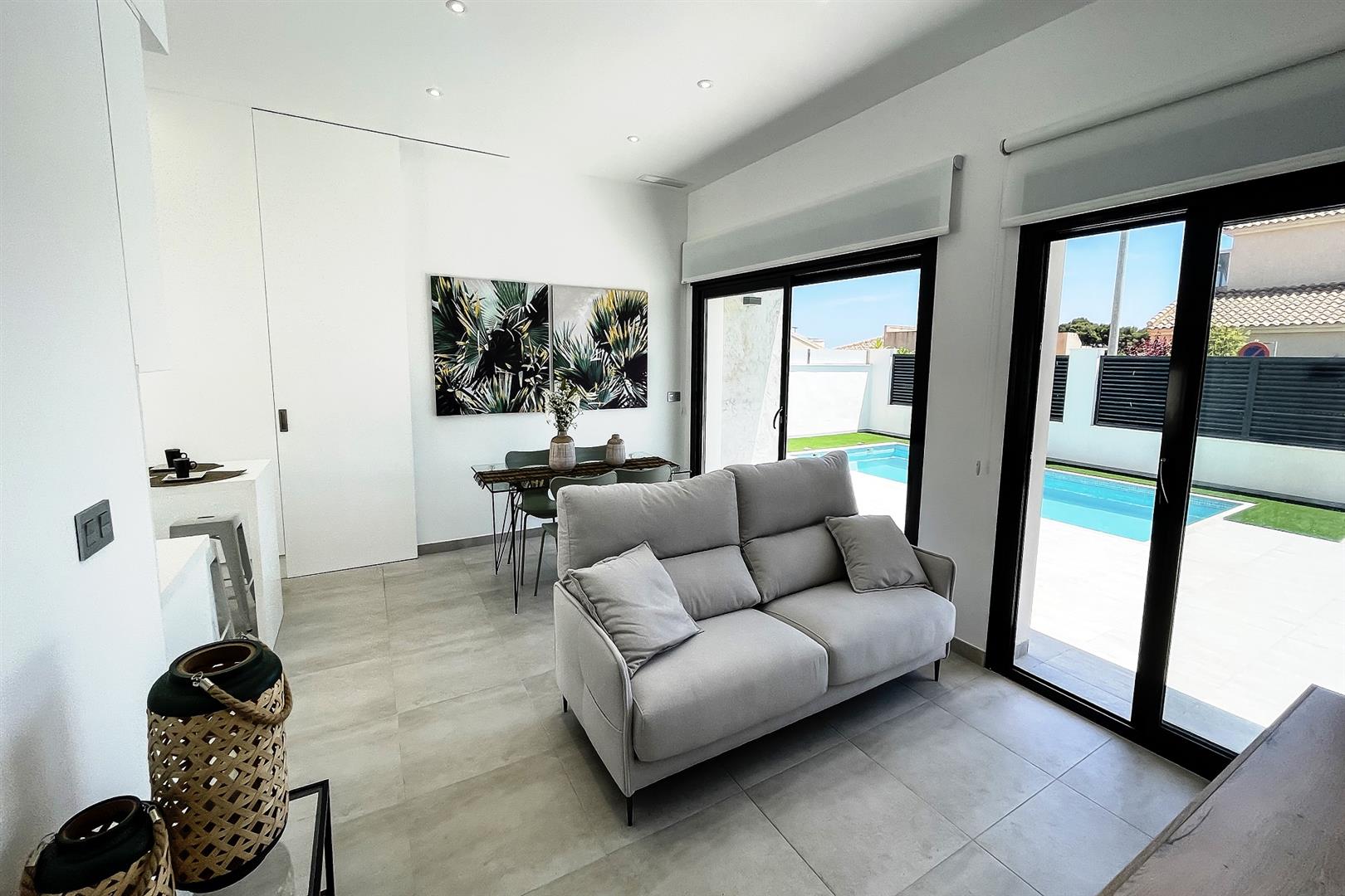 Villa for sale in Alicante 2