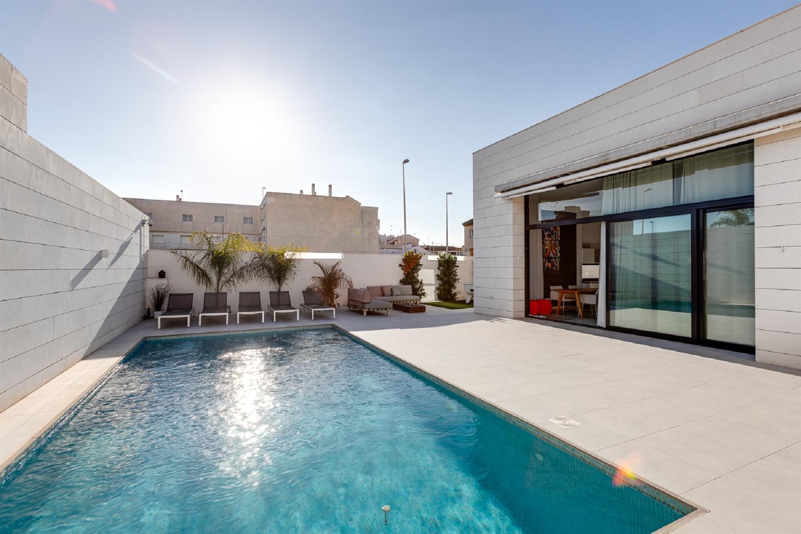 Villa à vendre à Alicante 23